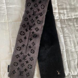 Louis Vuitton, Accessories, Louis Vuitton Monogram Reverso Fur Scarf